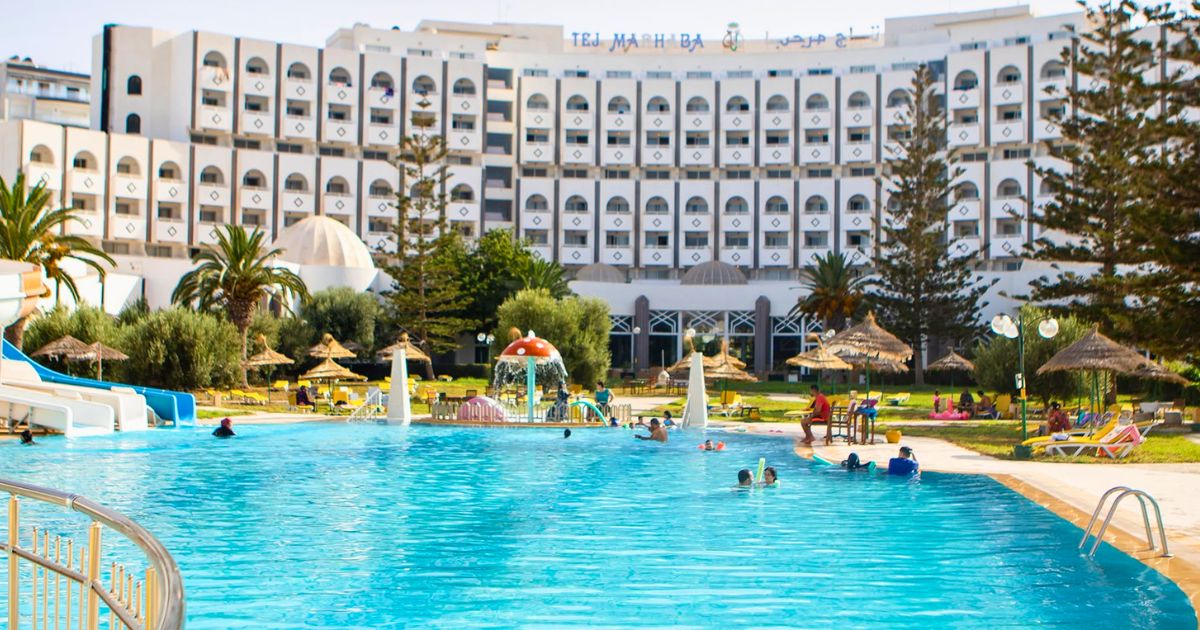 acces-piscine-sousse_1.jpg